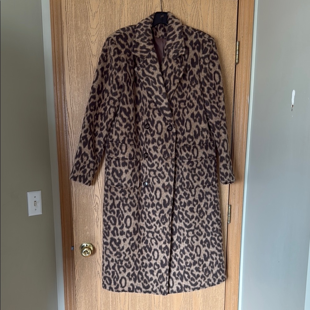 Leopard Print Long Coat by COMMENSE